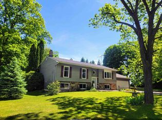 N4764 Larry Rd, New London, WI 54961