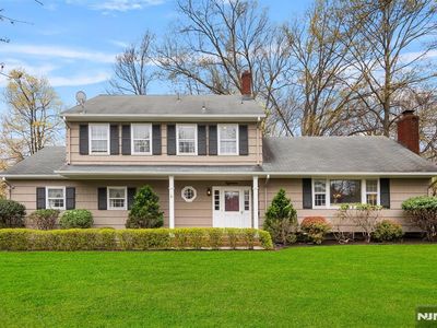 18 Twinbrook Ct, Ramsey, NJ, 07446