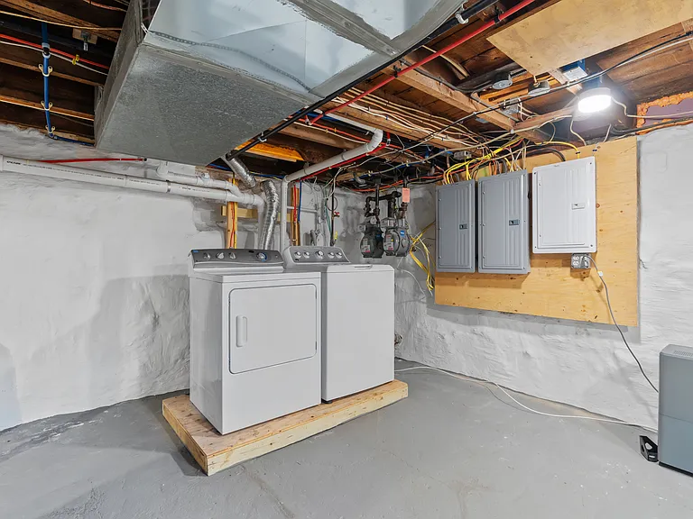 96 Bridge St #2 — Photo 13