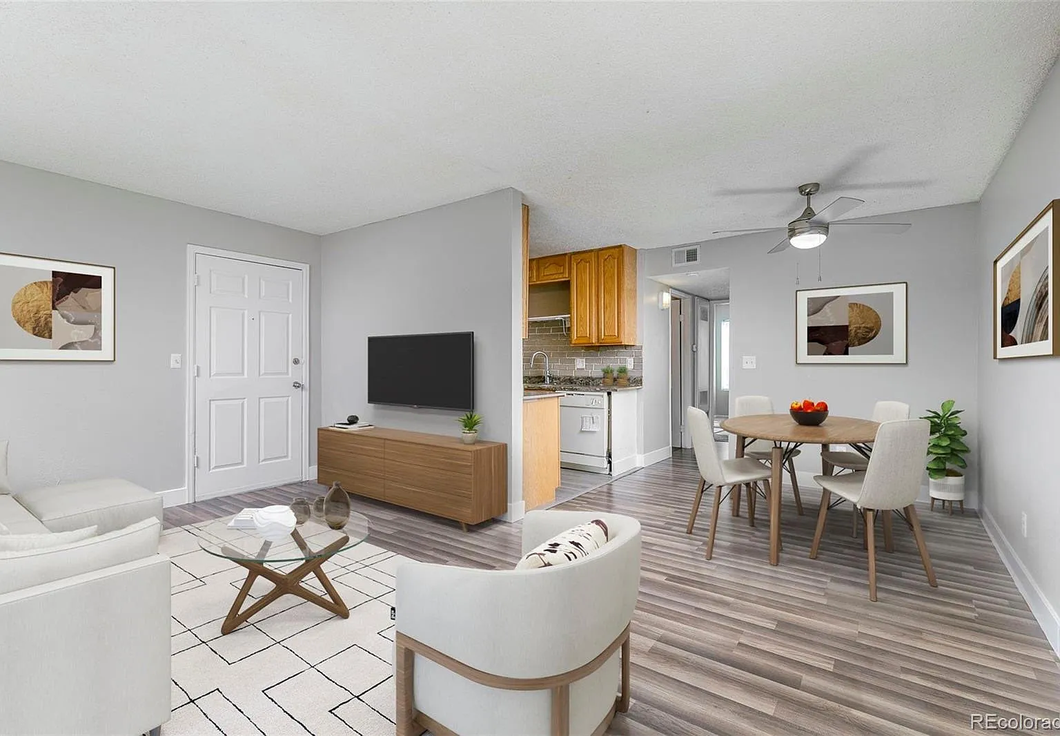 2 bed, 1.0 bath, 761 sqft, $1,499 — Photo 1