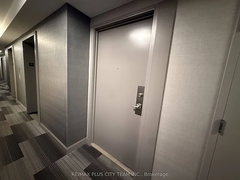 181 Dundas St E #1901 — Photo 18