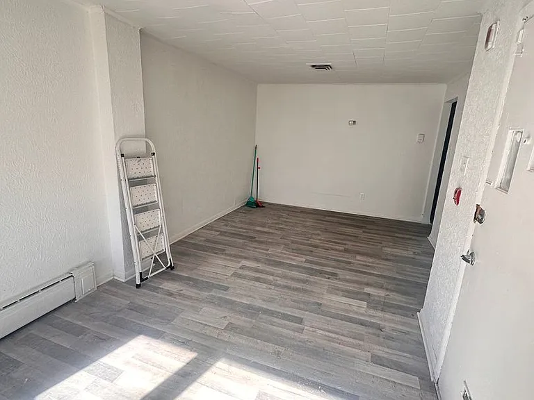 5023 Walnut Street — Photo 22