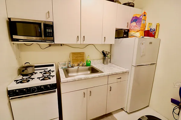 Rented by Spire Group | media 10