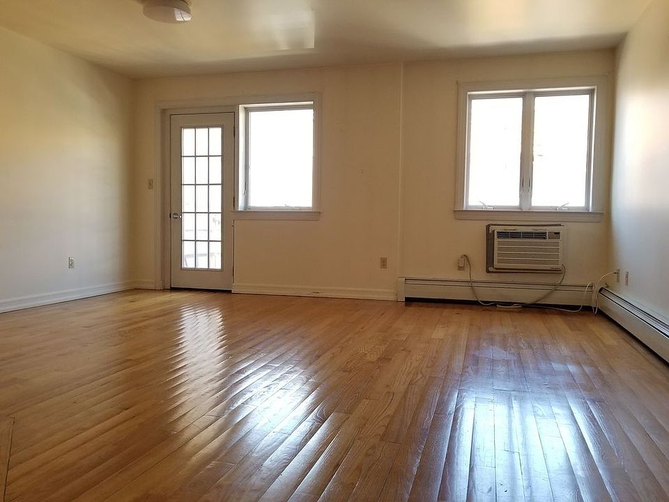 1st image of 4309 52nd St APT 2A