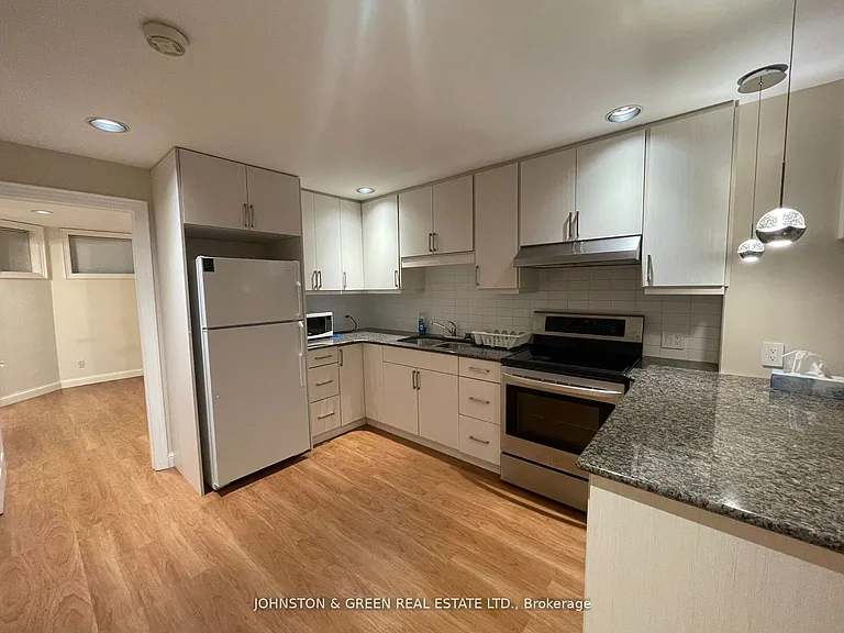 29 Marilyn Cres #BASEMENT — Photo 3