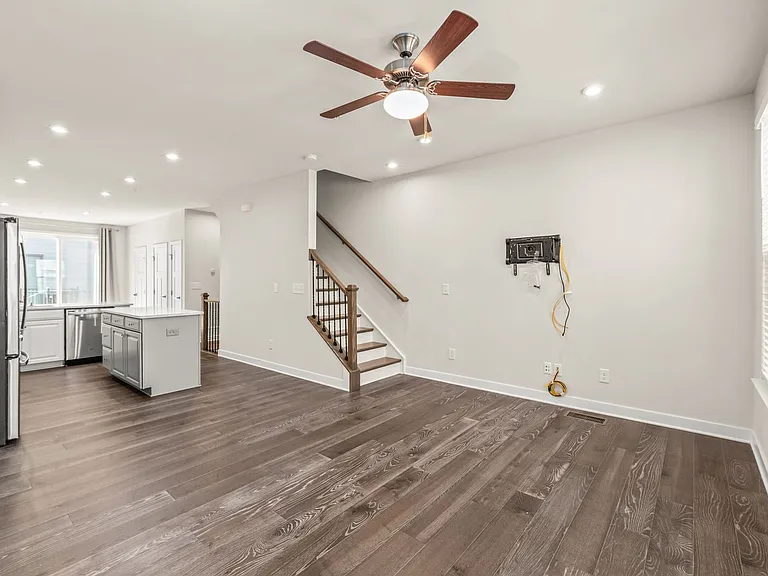 135 Music Hall Way — Photo 7