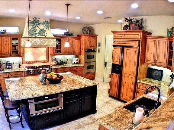 5th image of 767 Lorena Ln