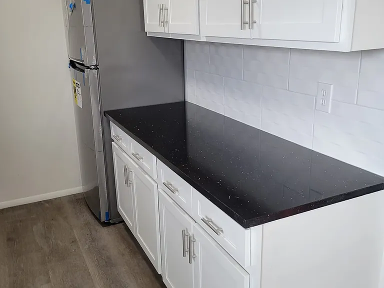 96 Fitzgerald Dr — Photo 6