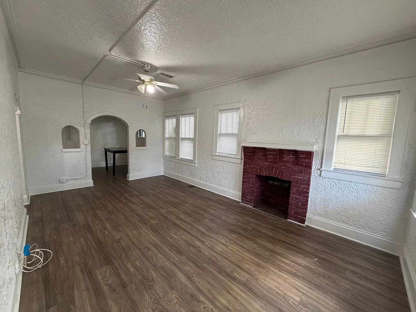 3 Bedroom, 1 Bath House in Lakeland — Photo 2