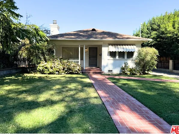 14935 Greenleaf St, Sherman Oaks, CA 91403