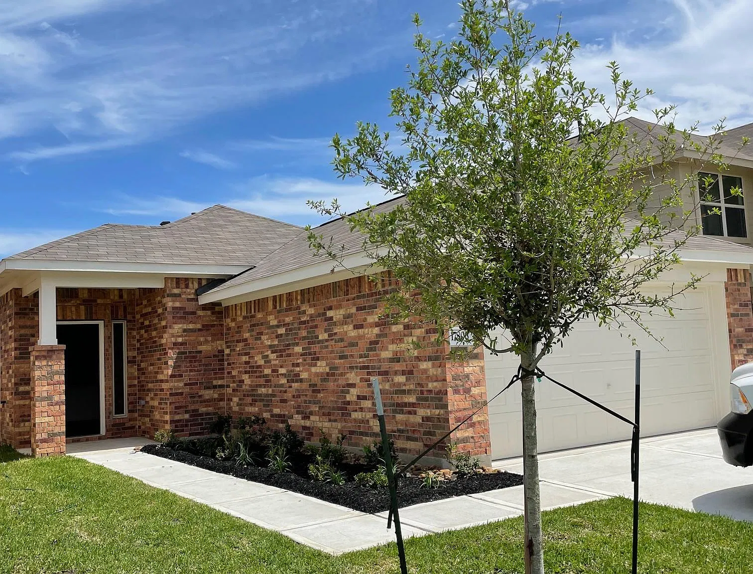 3 bed, 1350 sqft, $1,855 — Photo 1