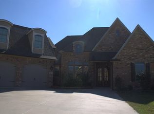 8395 Winnsboro Cir, Beaumont, TX 77713