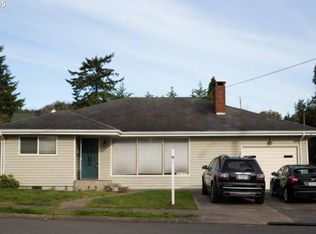 856 N Collier St, Coquille, OR 97423