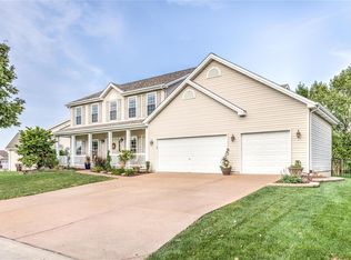 8 Red Ridge Parkway St, Peters, MO 63376