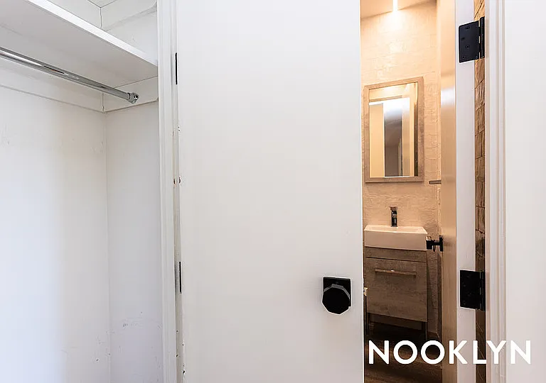 868 Lafayette Ave #2B — Photo 10
