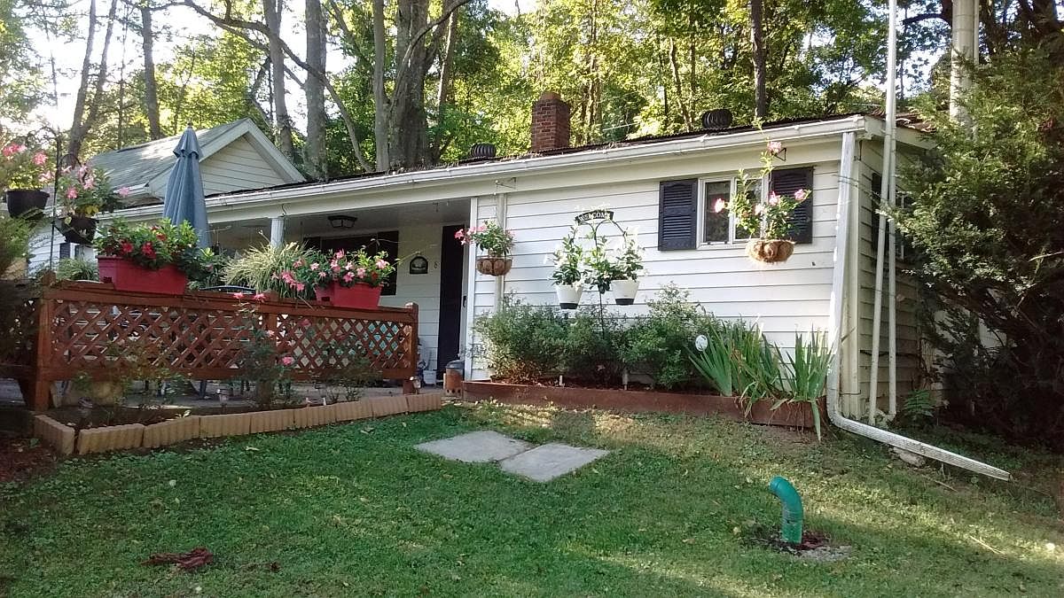 8 Livingston Dr, Coal Center, PA 15423 Zillow