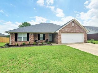141 Colt Ln, Guntown, MS 38849
