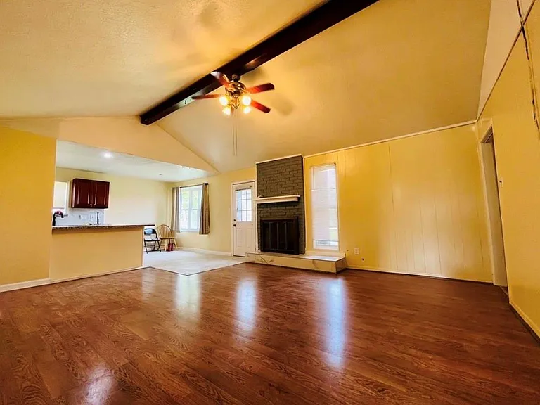 7303 Shiner Ln — Photo 3