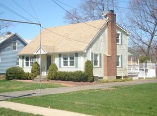 53 Cottage St, Plainville, CT 06062