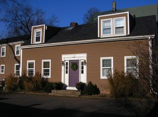 7 Upham St, Salem, MA 01970