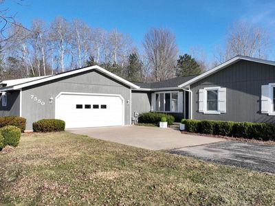 7550 N Gleaner Rd, Freeland, MI, 48623