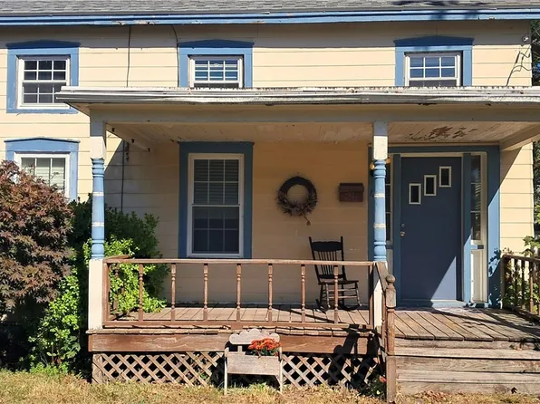141 E Morris St, Bath, NY 14810