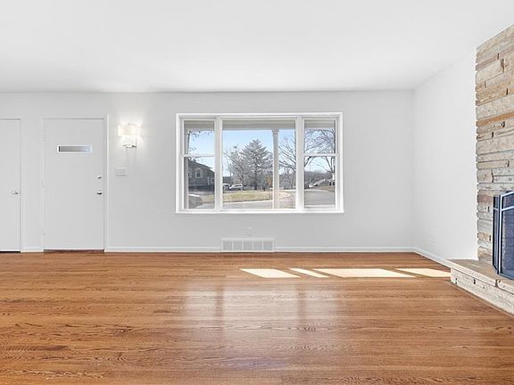 3rd image of 8701 Jarboe St