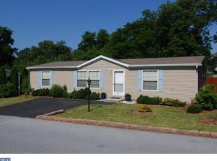 411 Cedar Ln, Birdsboro, PA 19508