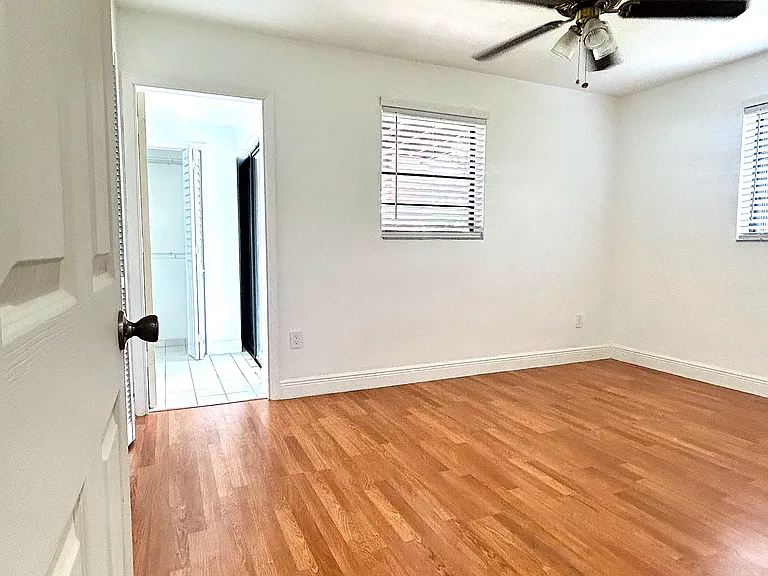 6001 SW 116th Ave — Photo 17