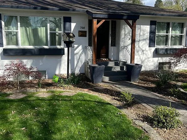 708 Market St, Prosser, WA 99350