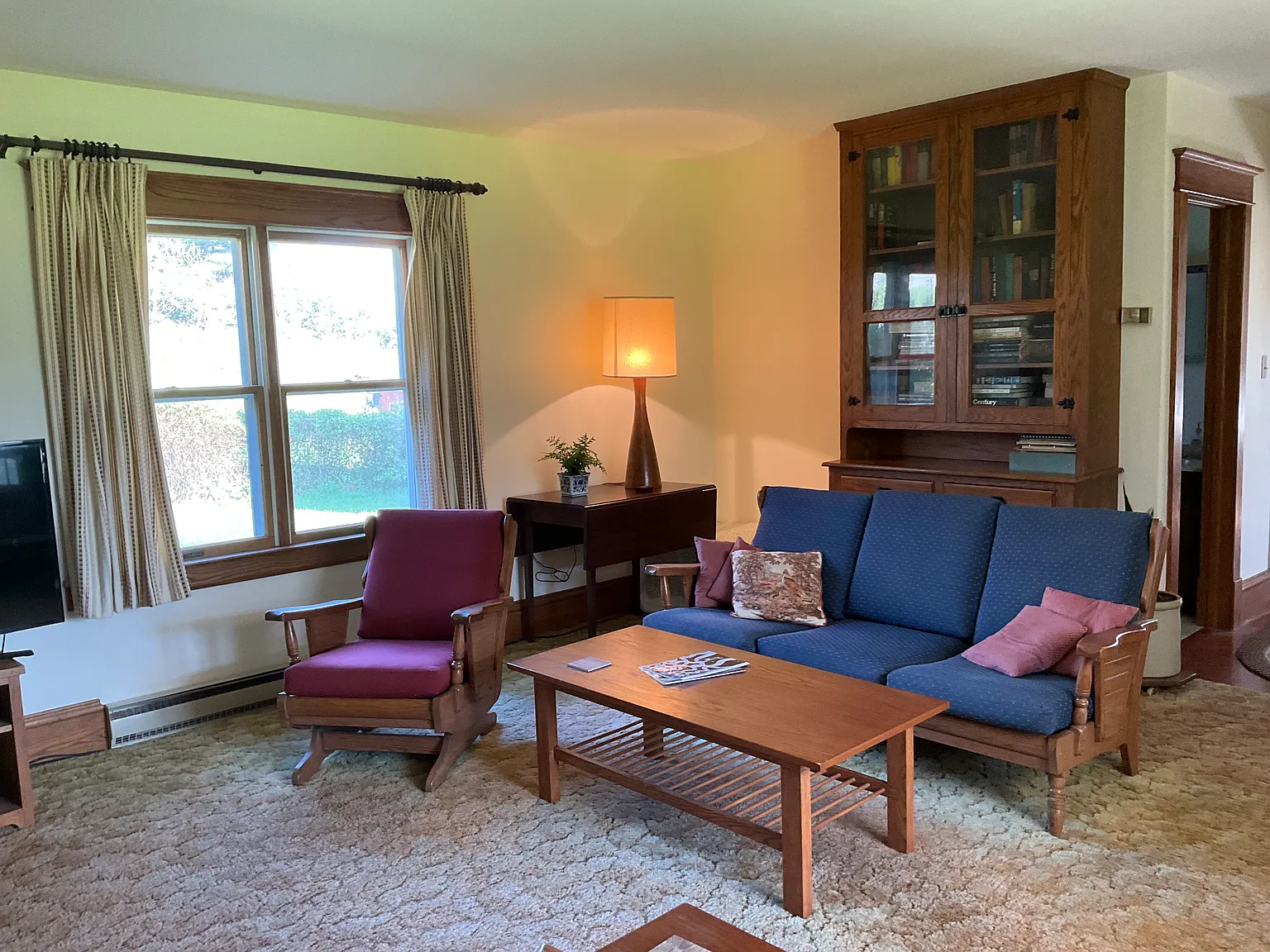 4 bed, 2232 sqft, $2,900 — Photo 1