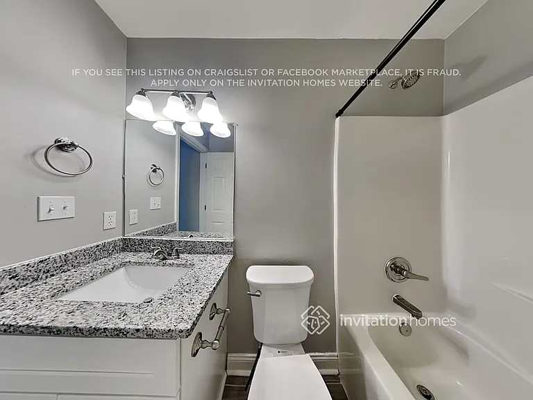 204 Corinthian Dr — Photo 16
