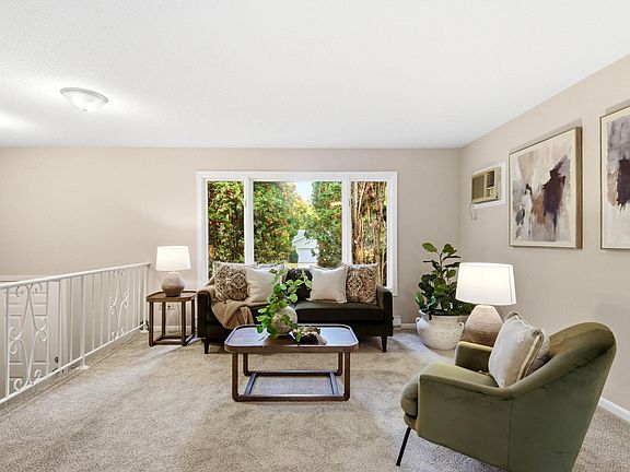 4th image of 855 3rd Ave S