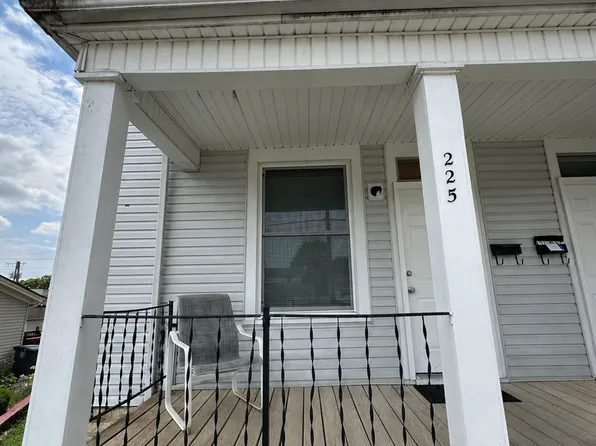225-227 W 2nd St #49a3727b0, Connersville, IN 47331
