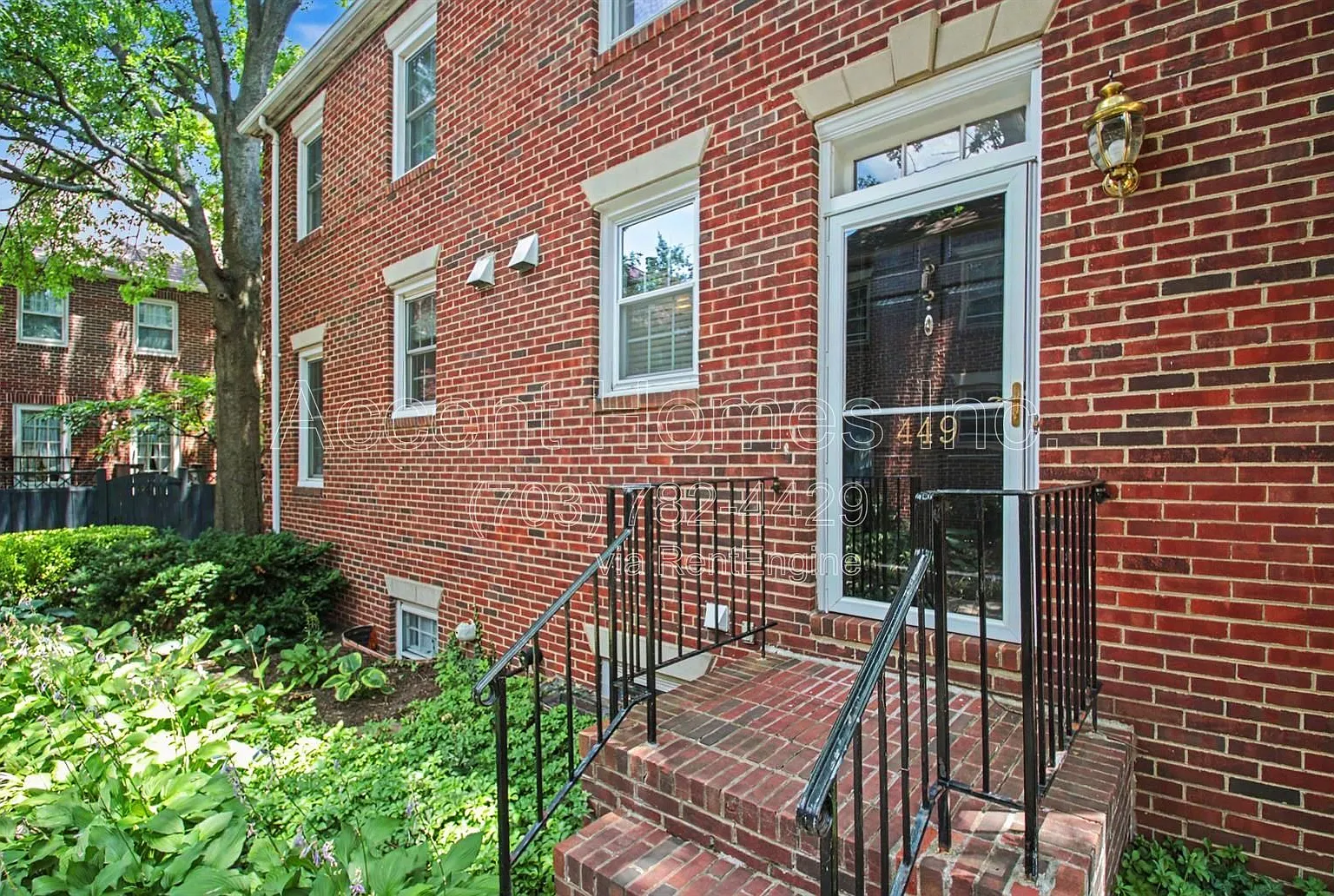 3 bed, 3.5 bath, 1120 sqft, $4,300 — Photo 3