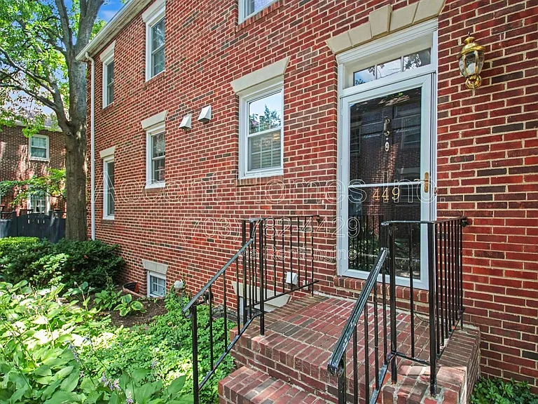 449 Old Town Ct — Photo 3