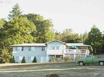 29125 NE Pendle Hill Rd photo 1