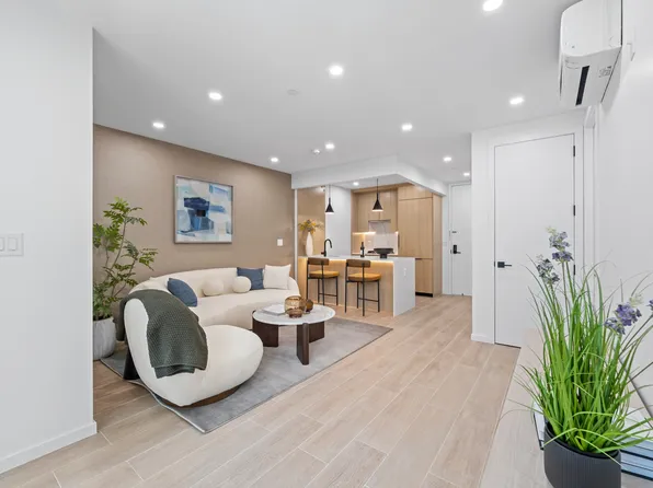 366 Harman Street image 5 of 54