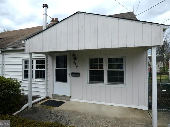 432 W Montgomery Ave, North Wales, PA 19454