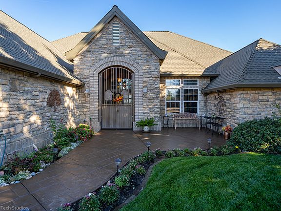 4th image of 3811 Sea Lavender Ct