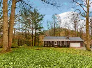 140 Christy Hts, Hurricane, WV 25526