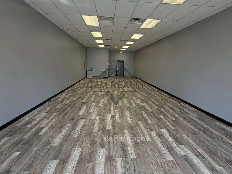 10813 Courthouse Rd #106 — Photo 12