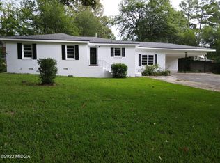 78 Willow Ave, Warner Robins, GA 31093