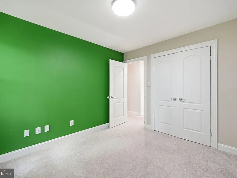 5610 Cavalier Woods Ln — Photo 20