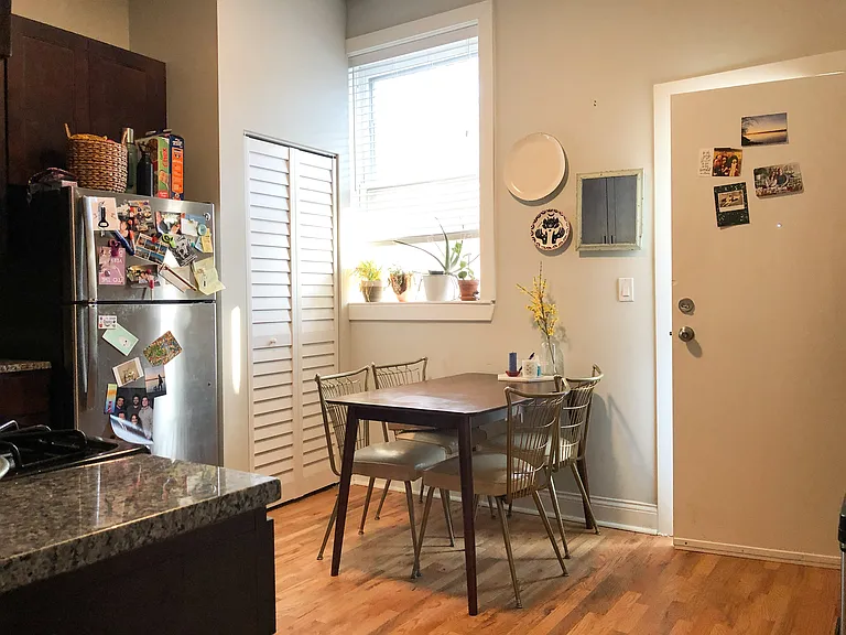 3545 W Cortland St — Photo 5