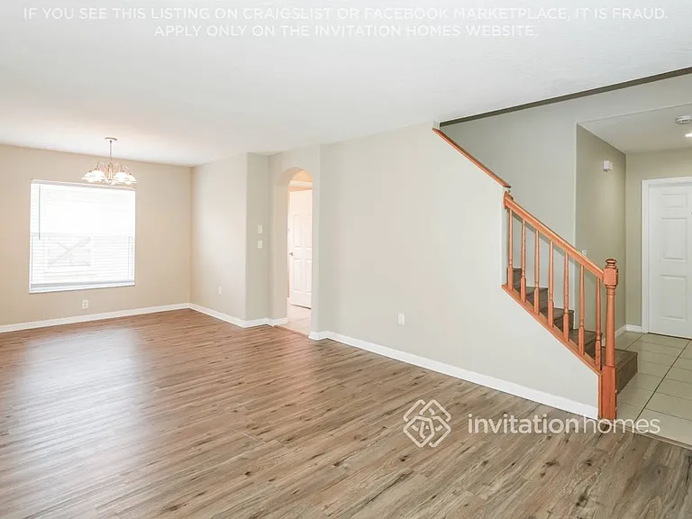 3328 Thistledown Ln — Photo 6