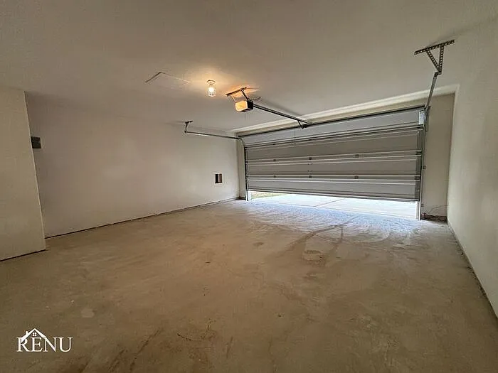 132 Stratton Ln — Photo 22