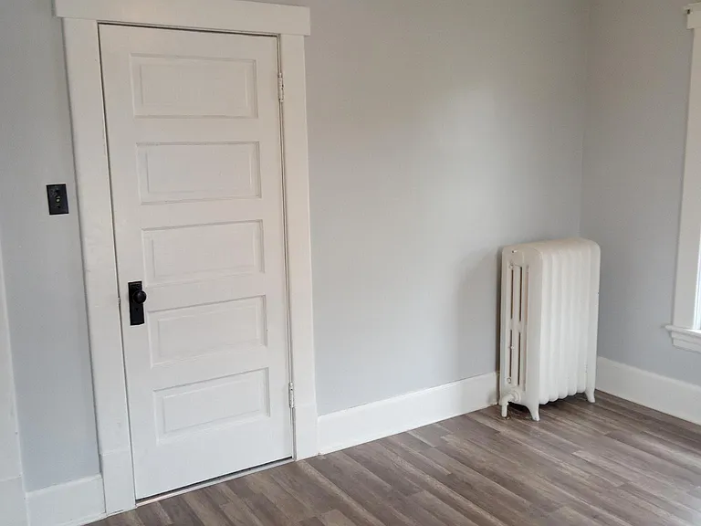 187 Stackhouse St — Photo 5