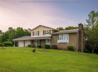 713 Childress Rd, South Charleston, WV 25309