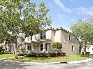 8217 Calterra Dr, Palm Beach Gardens, FL 33418